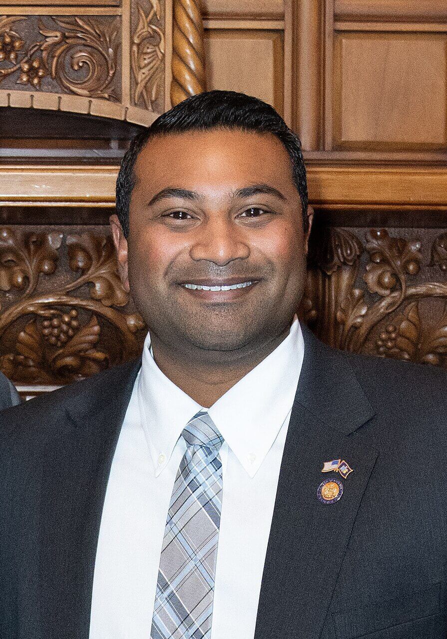 Antonio_Delgado_and_Anil_Beephan_(cropped)