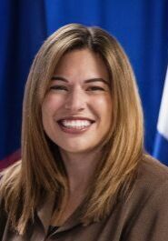 Emma-Arnoff-headshot-e1763256486505